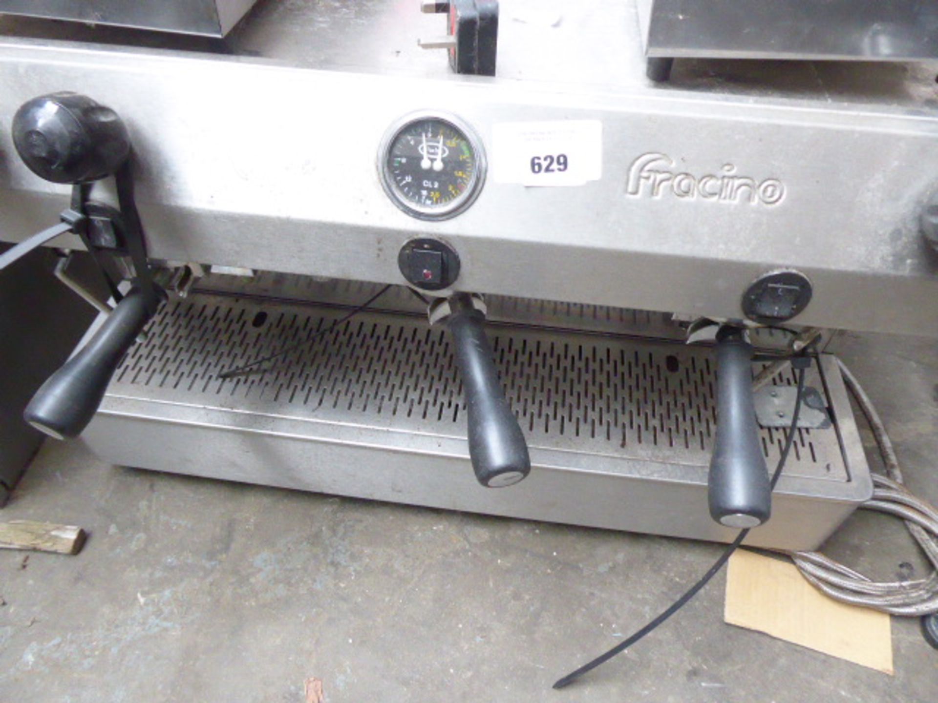 206 80cm Faema barista style 3 station coffee machine with 3 group heads - Image 2 of 2