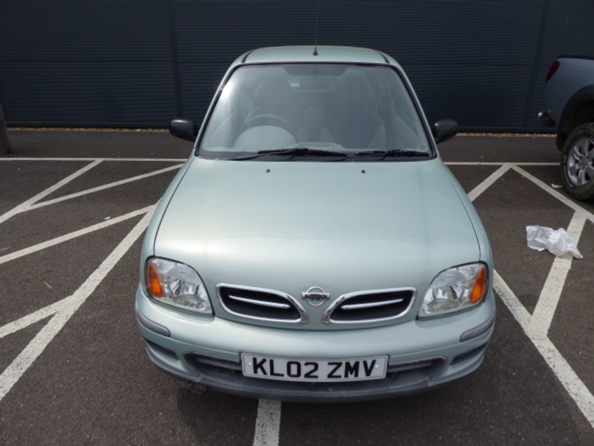 KL02 2MV (2002) Nissan Micra S, 998cc petrol in silver MOT: 7/12/20