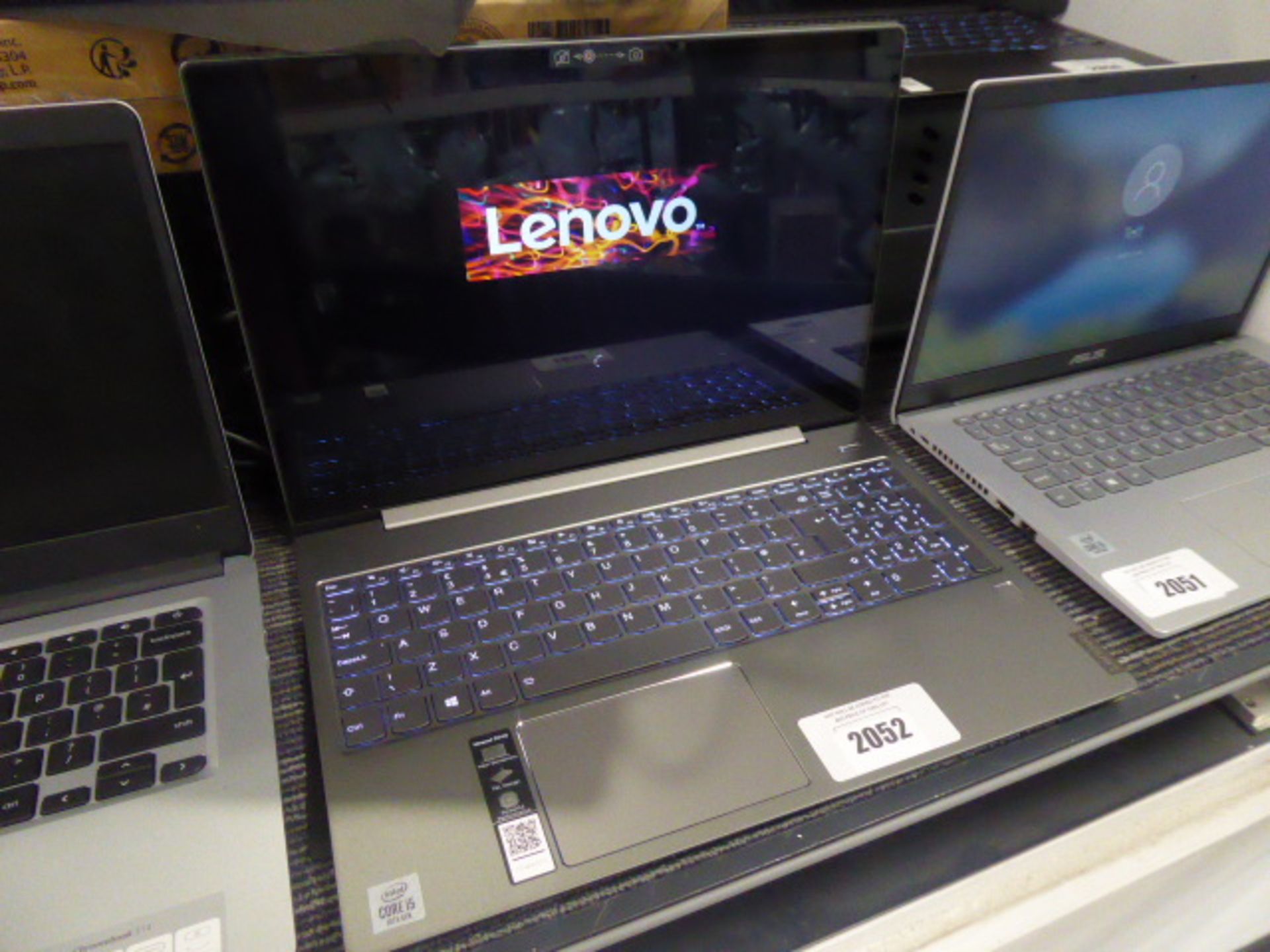 Lenovo Ideapad S540 laptop core i5 10th gen processor, 8gb ram, 256gb ssd running Windows 10, no