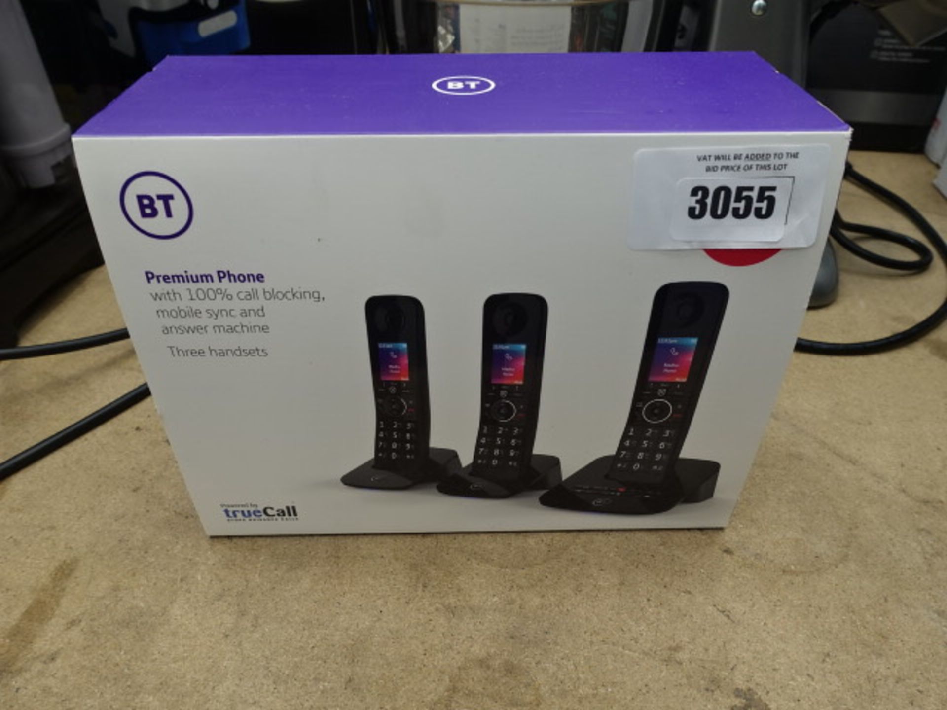 Boxed BT premium trio phone set