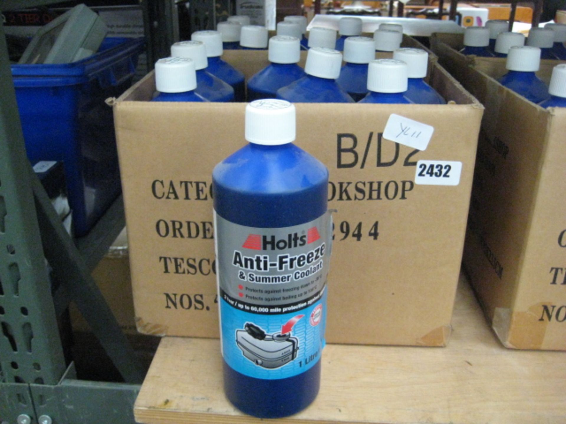 Approx. 18 1L tubs of Halts anti freeze and summer coolant