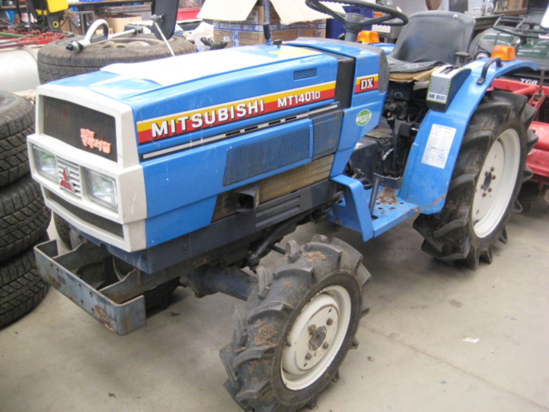 Mitsubishi MT1401D DX 4x4 compact tractor, K3B-13A 3 cylinder diesel showing 1058 hours, with