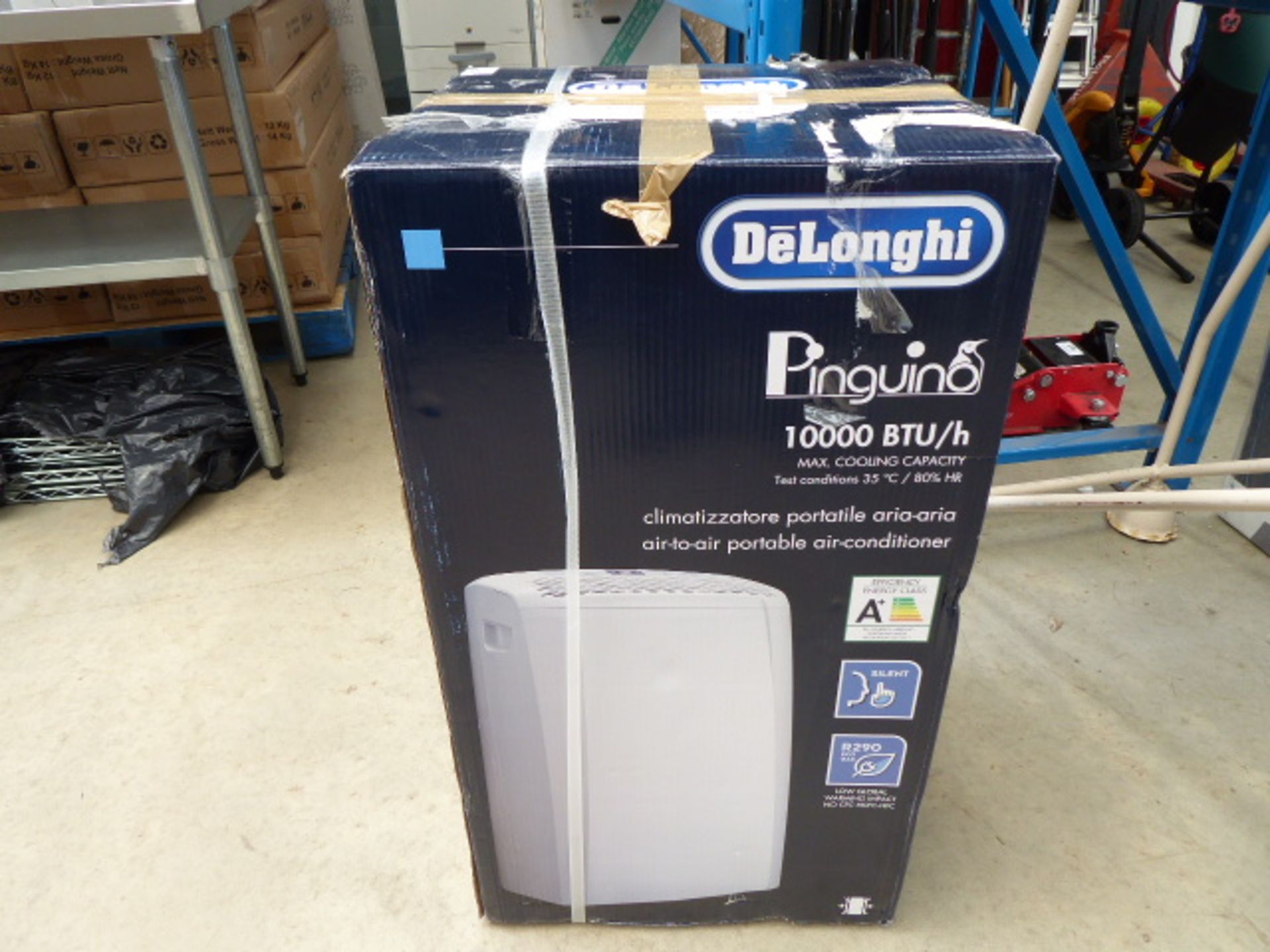 Delonghi air conditioning unit, boxed