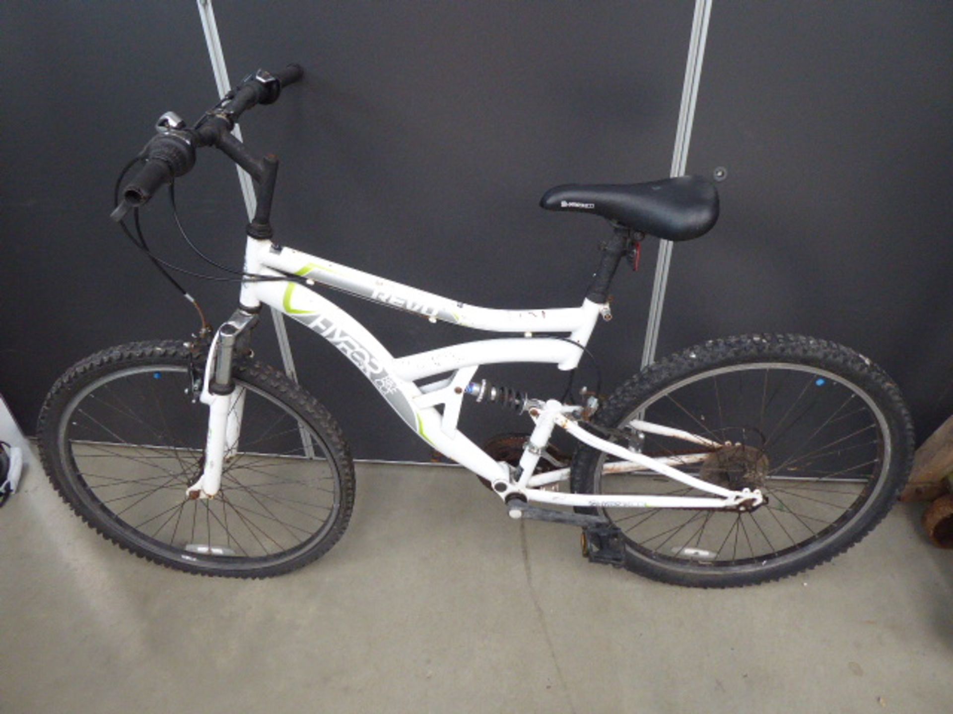 White suspension mountain bike