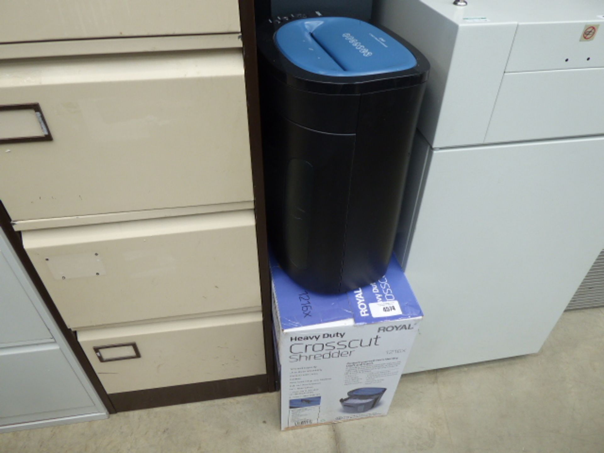 Boxed Royal paper shredder and another unboxed