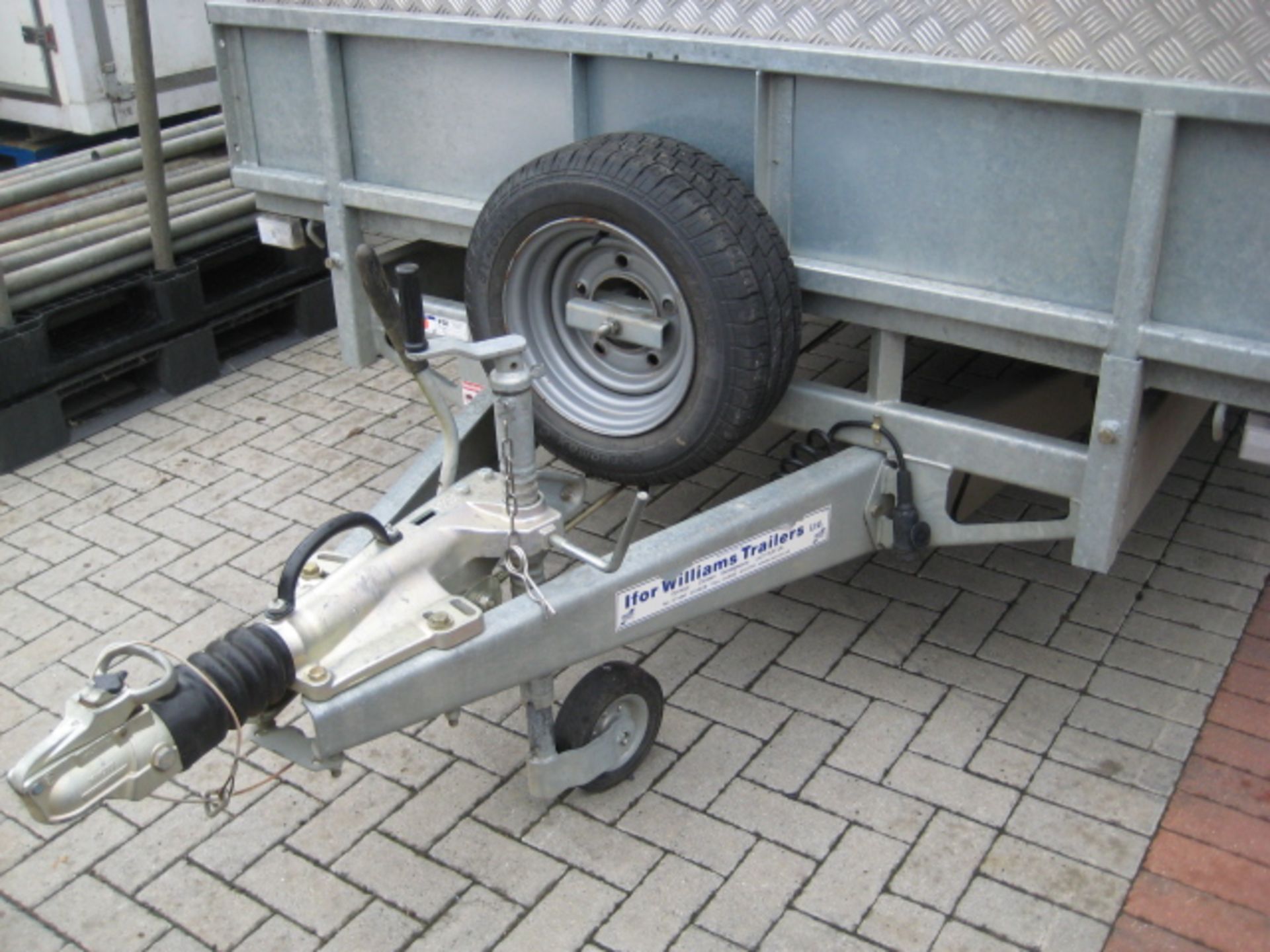 Ifor Williams LM186 tri-axle 'Gun Bus' hospitality trailer, converted by Cunningham, interior with - Image 6 of 13