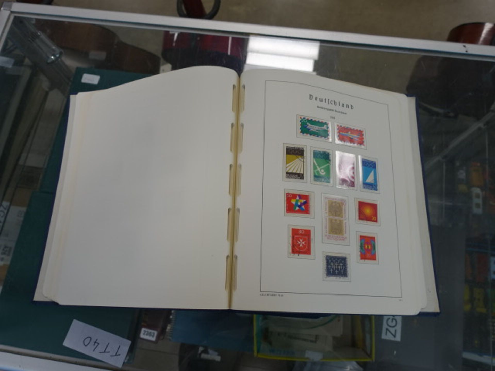 2 Deutschland stamp collectors albums with contents - Image 2 of 2