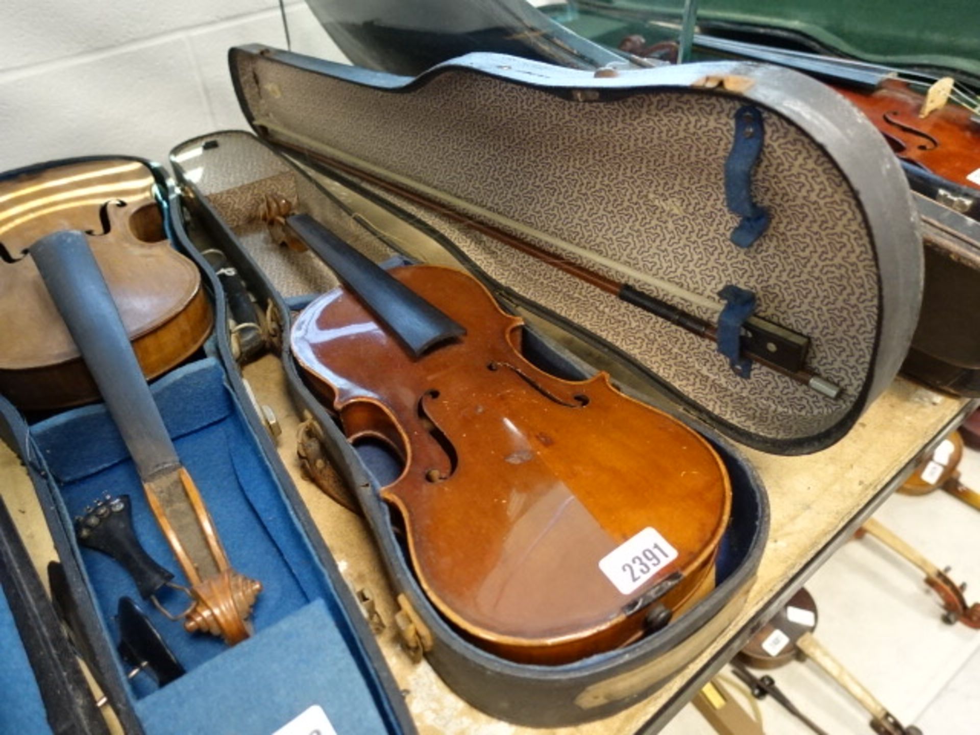 3/4 size violin with case and bow