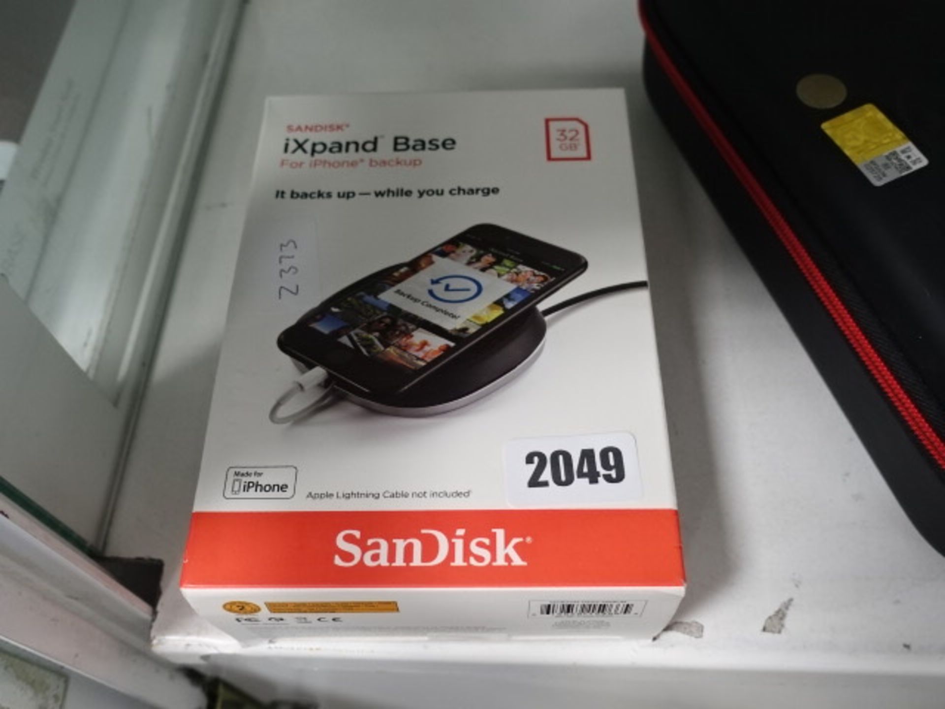 Sandisk 32gb IXPAND base for iPhone