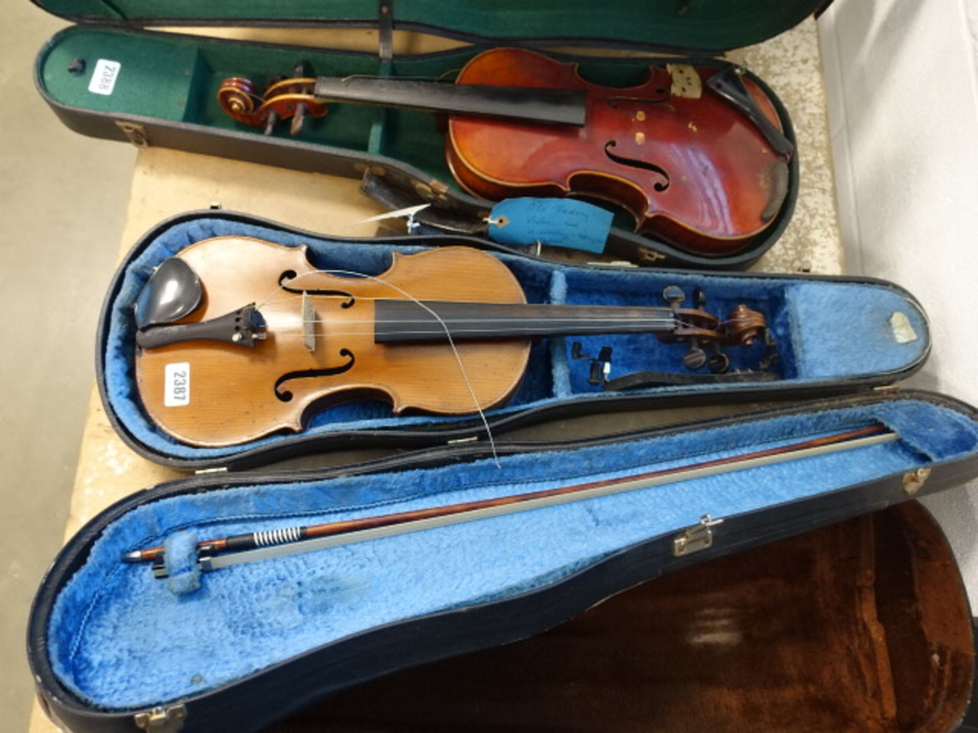 Student Violin in case