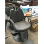 Barbers type adjustable chair