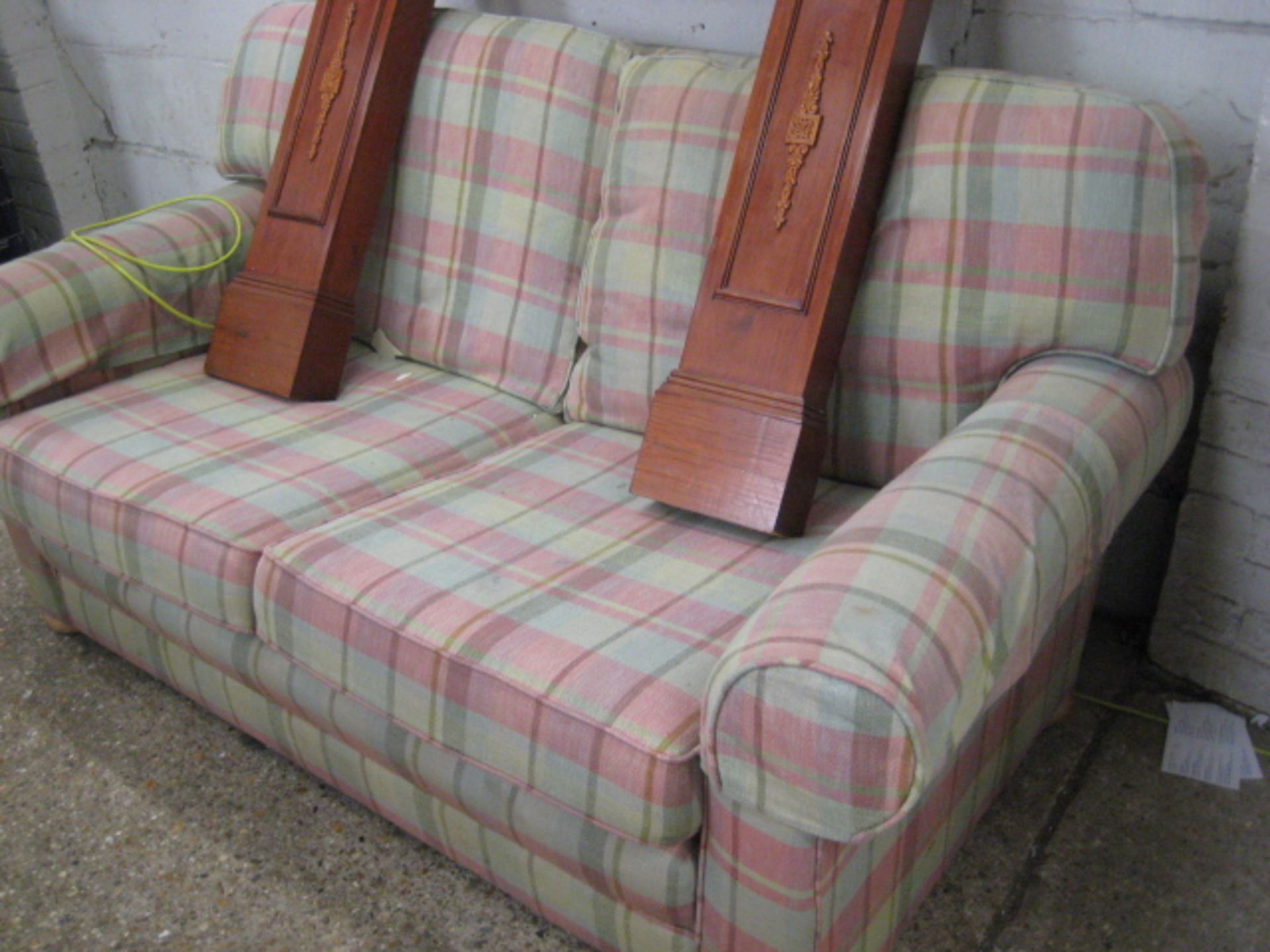 (2037) Check patterned 2 seater sofa