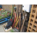 Large quantity of outdoor garden tools incl. saws, pickaxe, shovels, shears, etc.