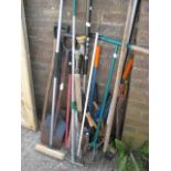 Selection of garden tools incl. axe, spade, rakes, etc.