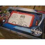 Box of 6 Avengers magnetic scribbler sets