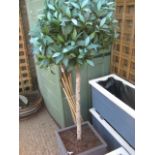 Artificial bay tree