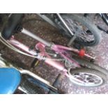 (1158) Ladies Dahon folding bike in pink