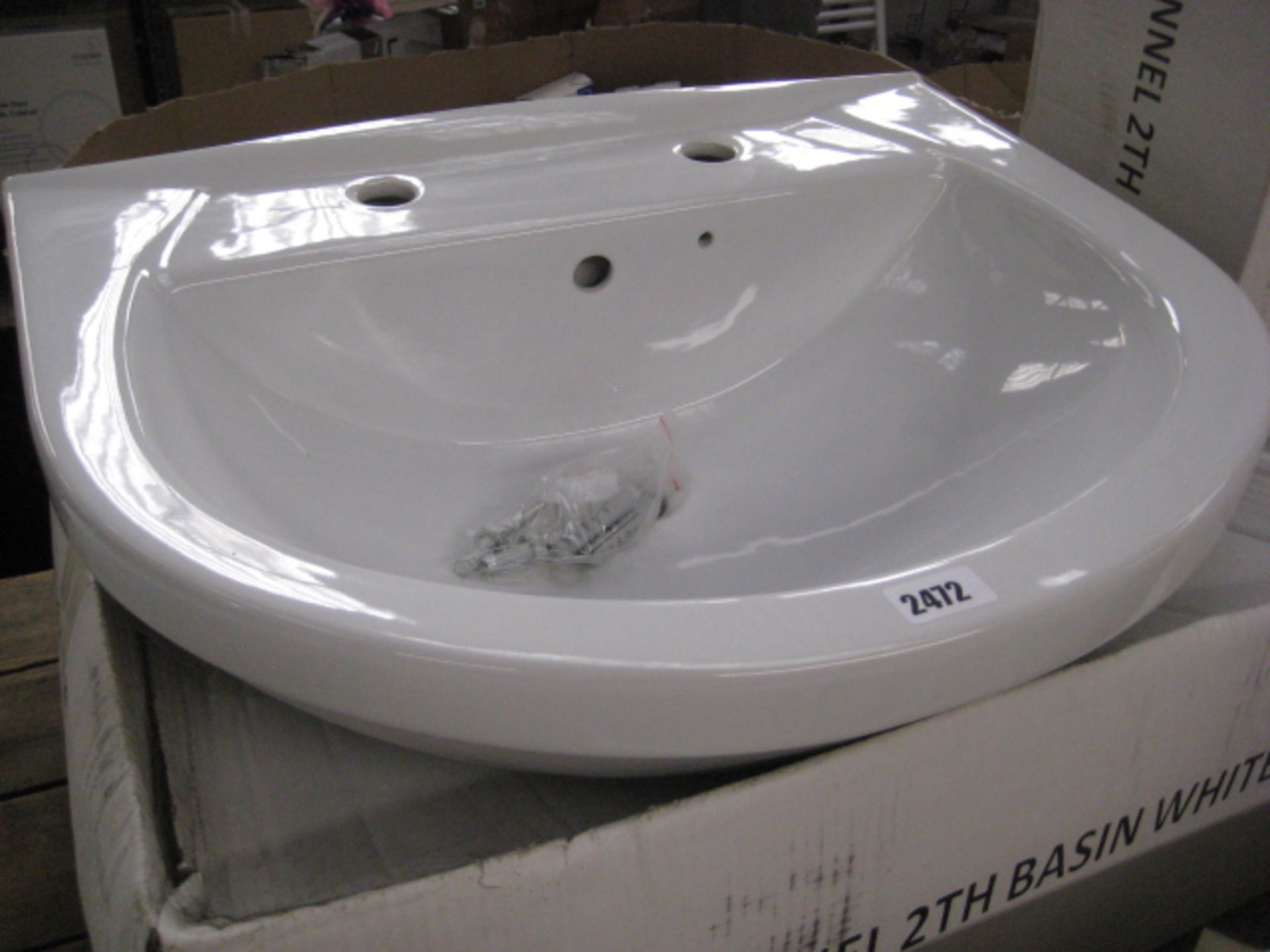 2 hole basin in white