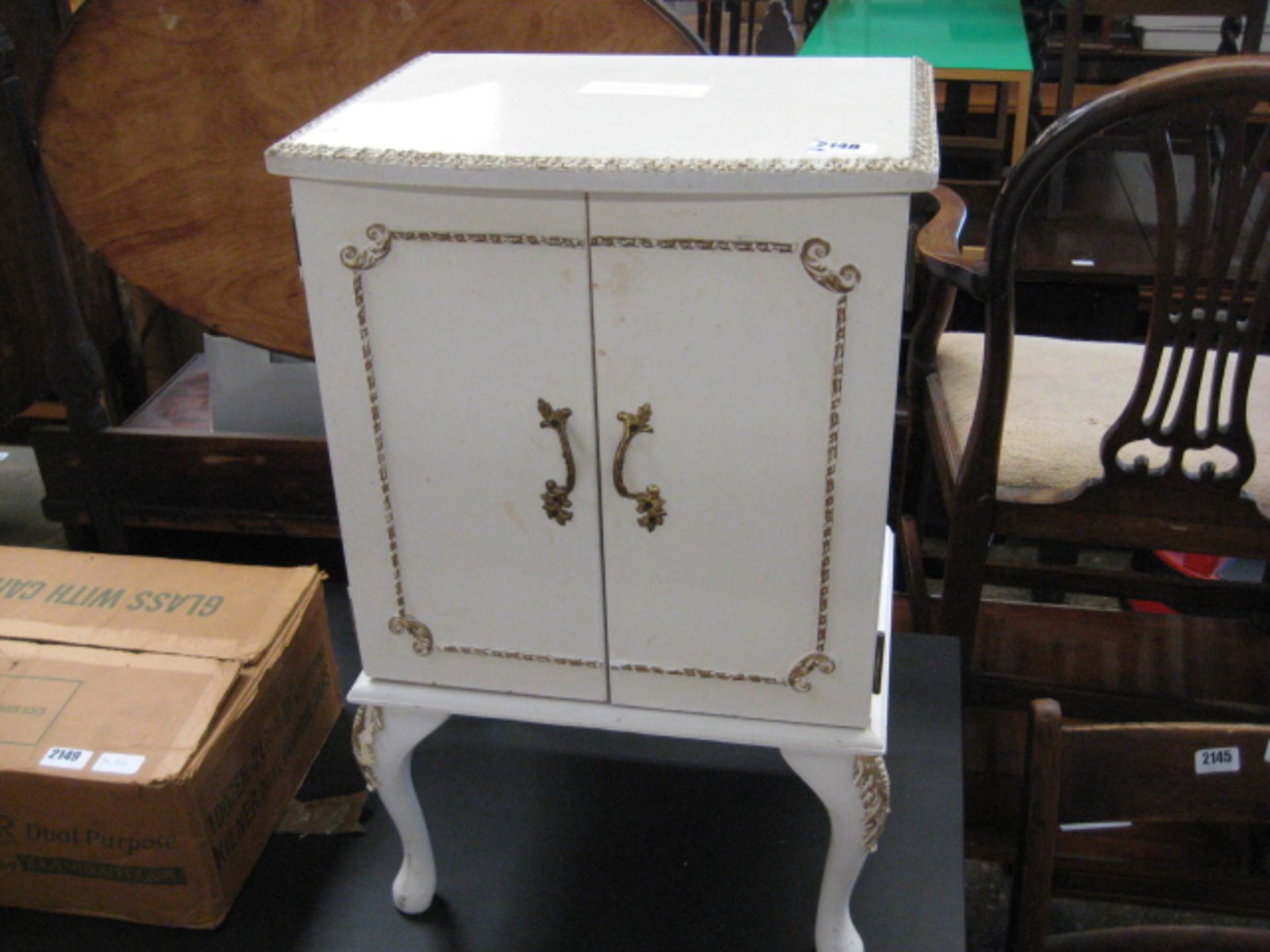 (2077) White small 2 door cabinet on cabriole supports