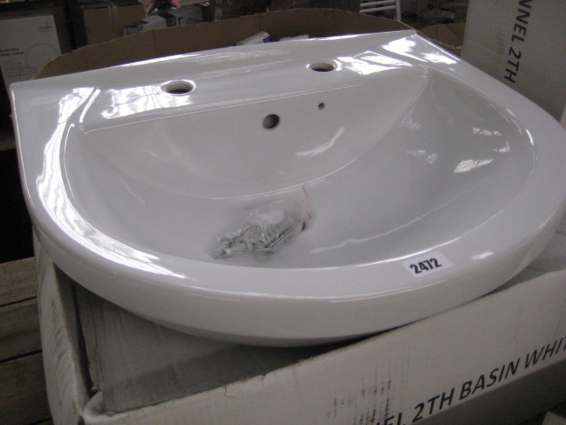 2 hole basin in white