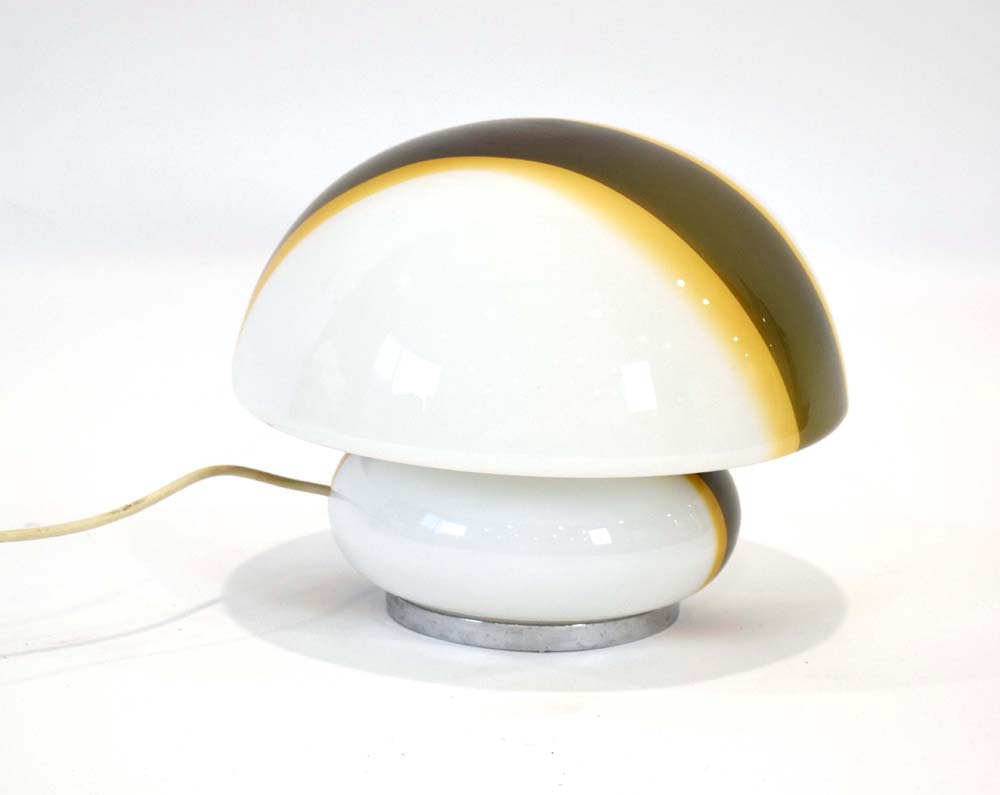 Attributed to Gino Vistosi, a 1970's Murani glass table lamp,