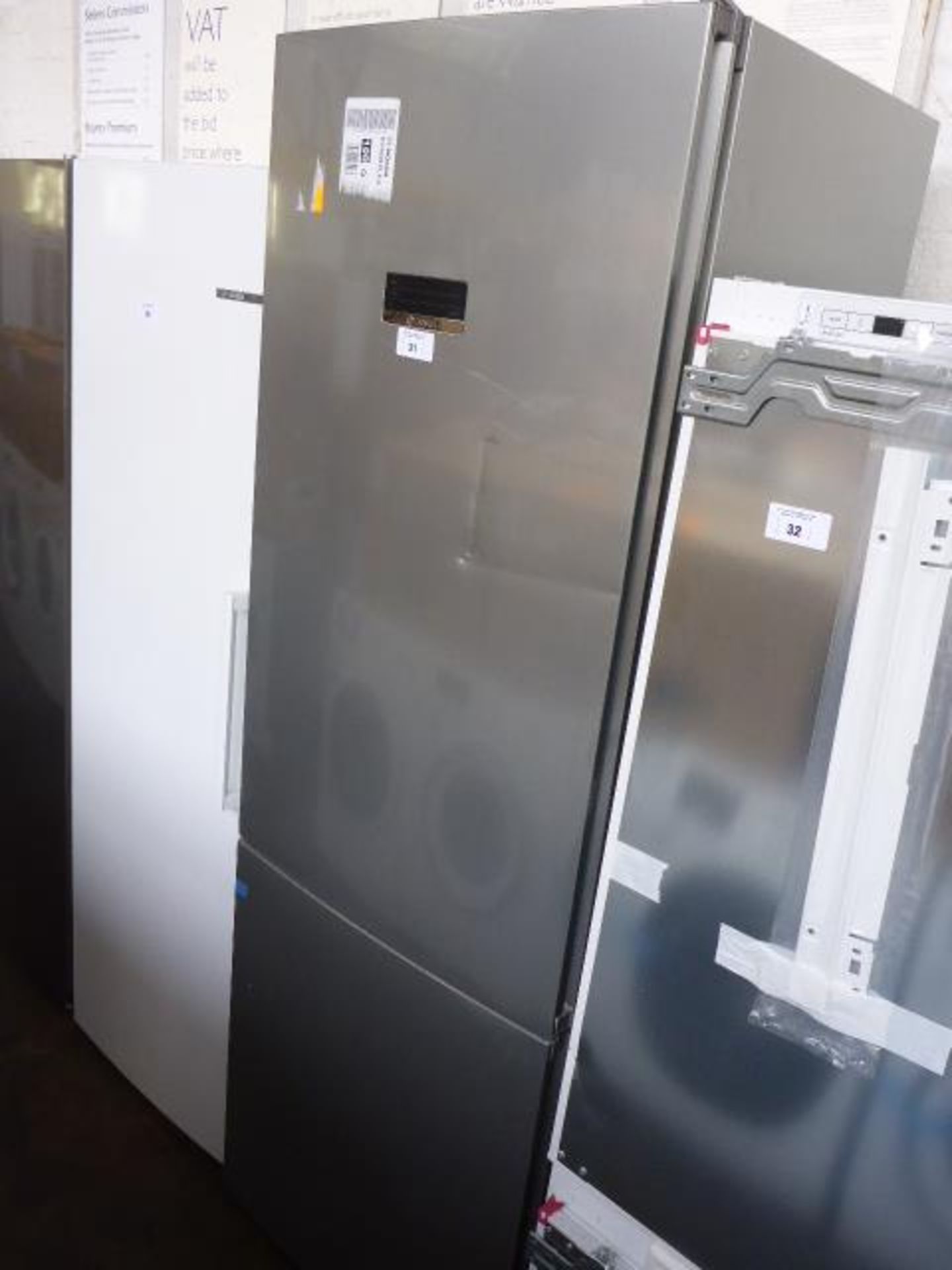 KGN49XLEA-B Bosch Free-standing fridge-freezer