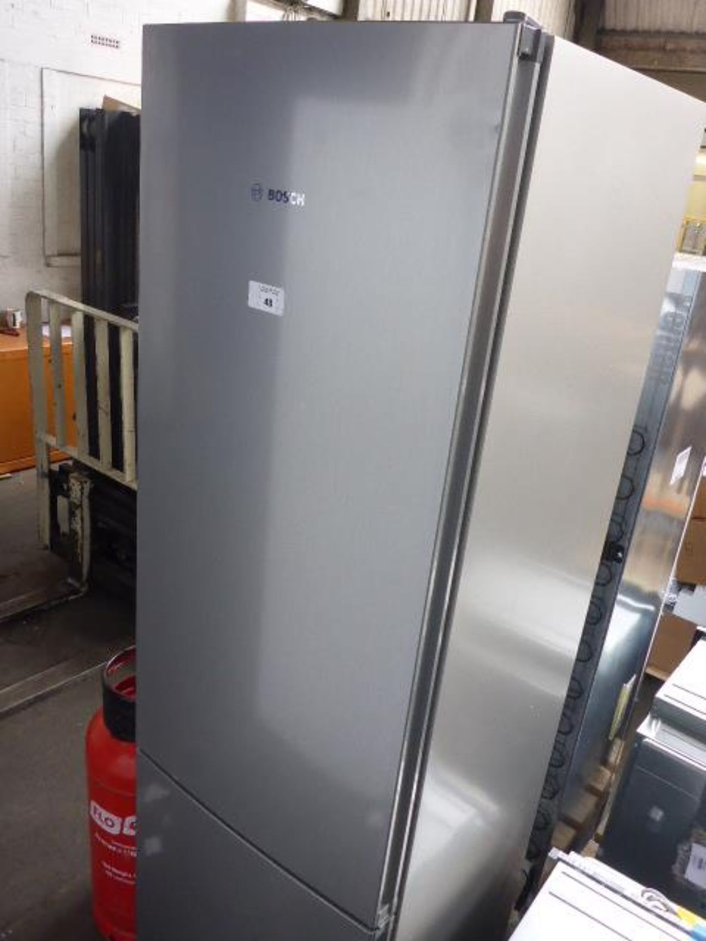 KGN39VLEAGB Bosch Free-standing fridge-freezer