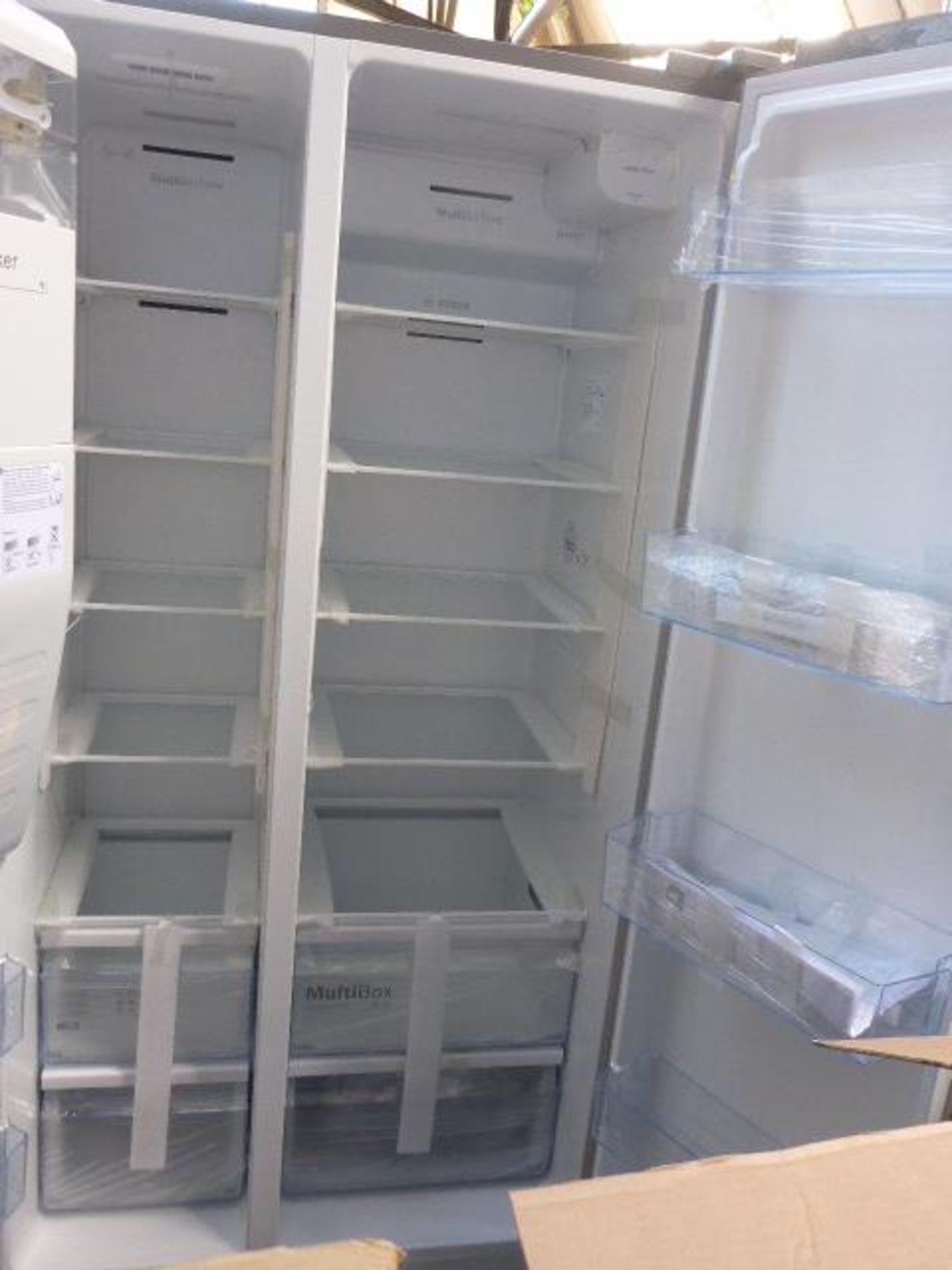 KAD93VIFPGB Bosch Side-by-side fridge-freezer - Image 2 of 2