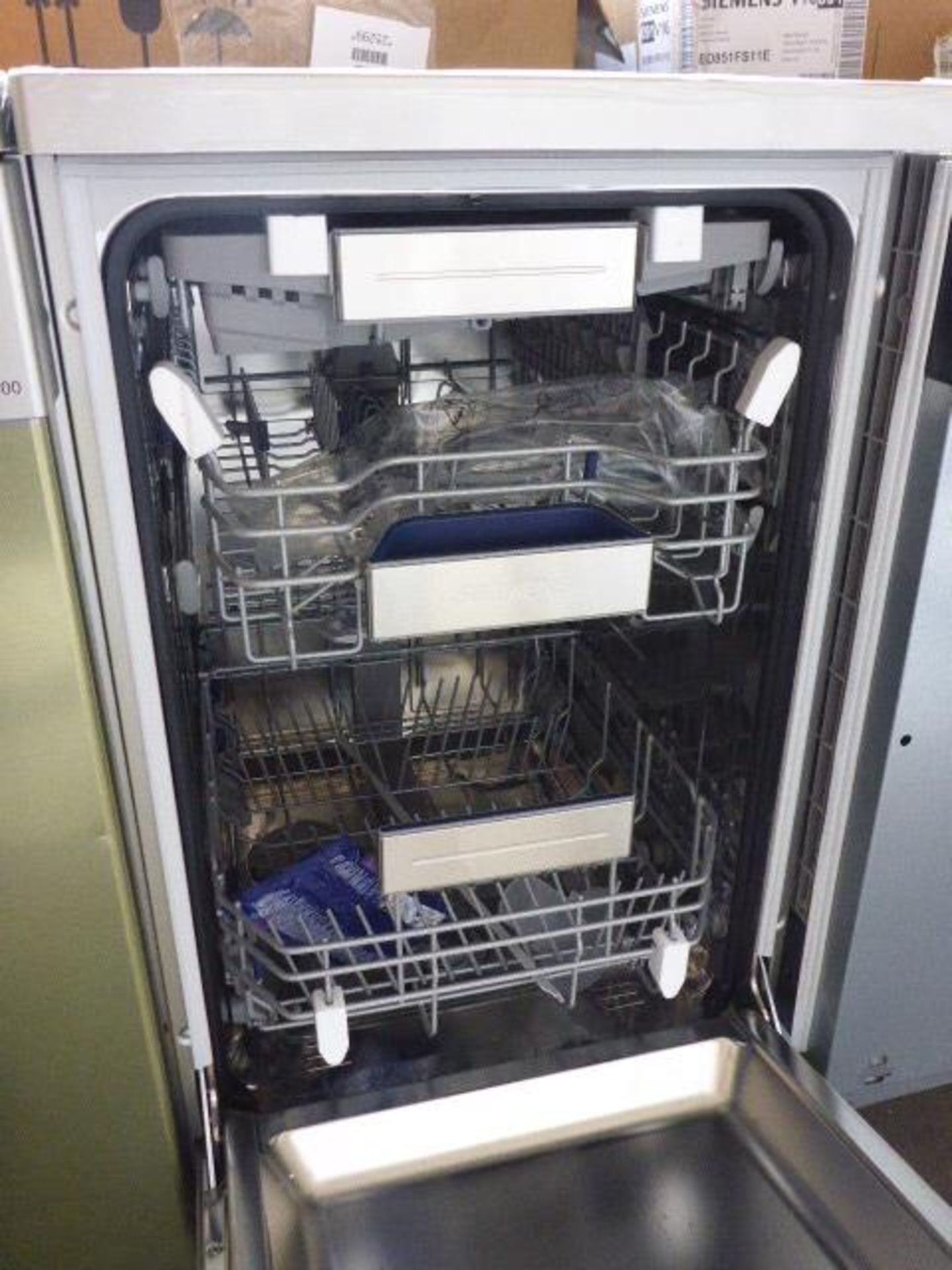 SR256I00TEB Siemens Free-standing dishwasher silver-inox - Image 2 of 2