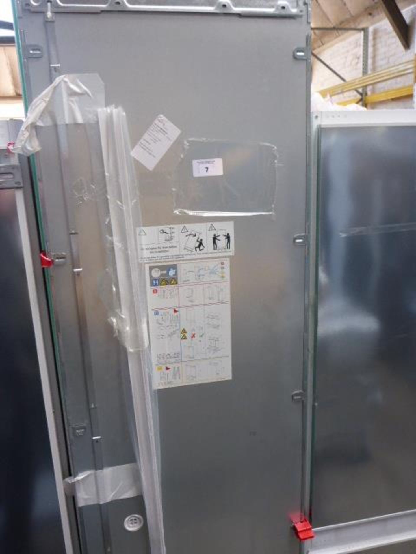 CI24RP02--B Siemens Built-in refrigerator single 365 l