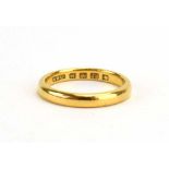 A 22ct yellow gold wedding band, London 1934, ring size K, 3.