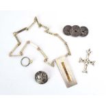 A mixed parcel of silver jewellery comprising a Scottish brooch depicting a Viking boat, d. 2.