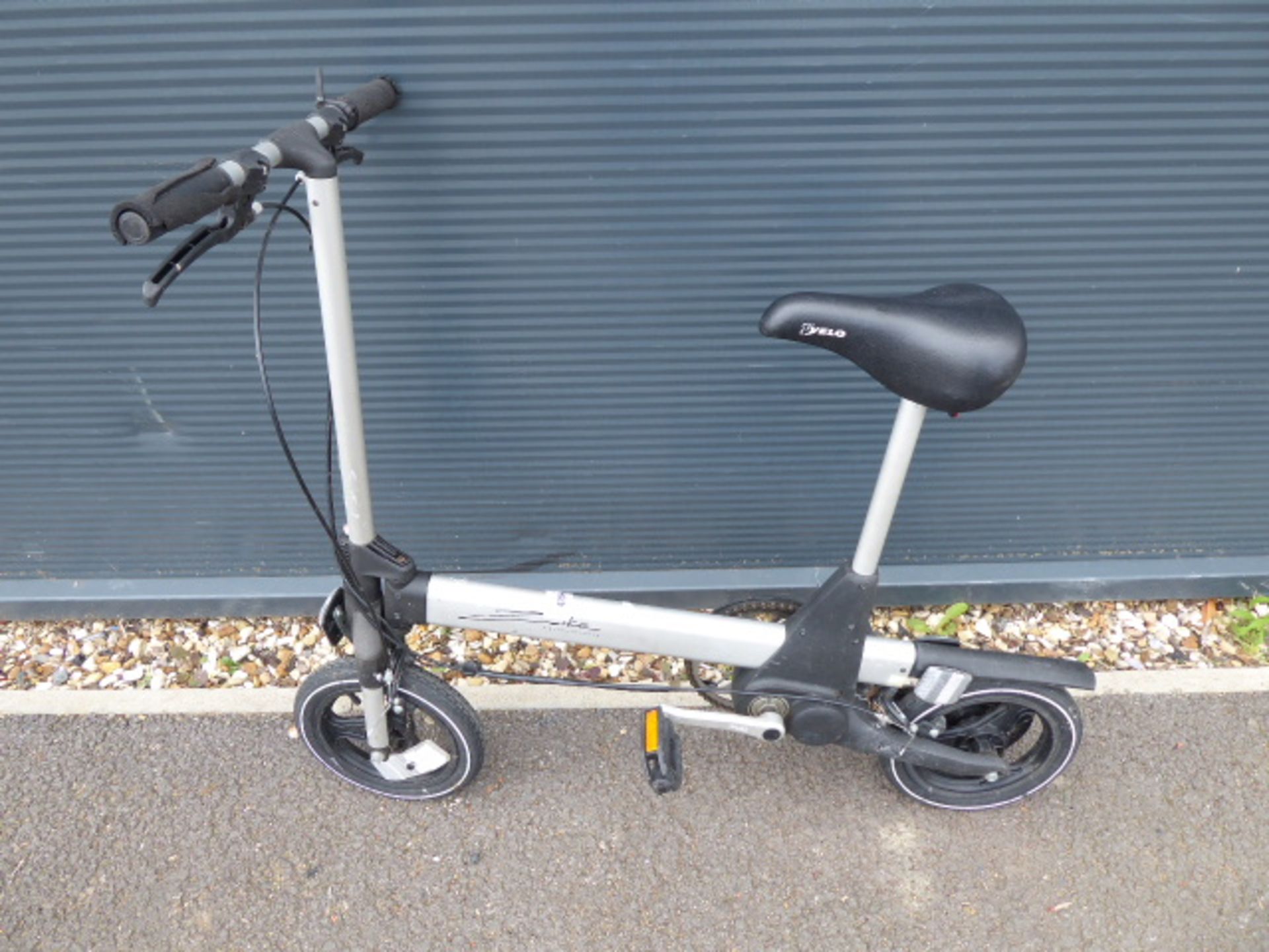 Velo electric scooter