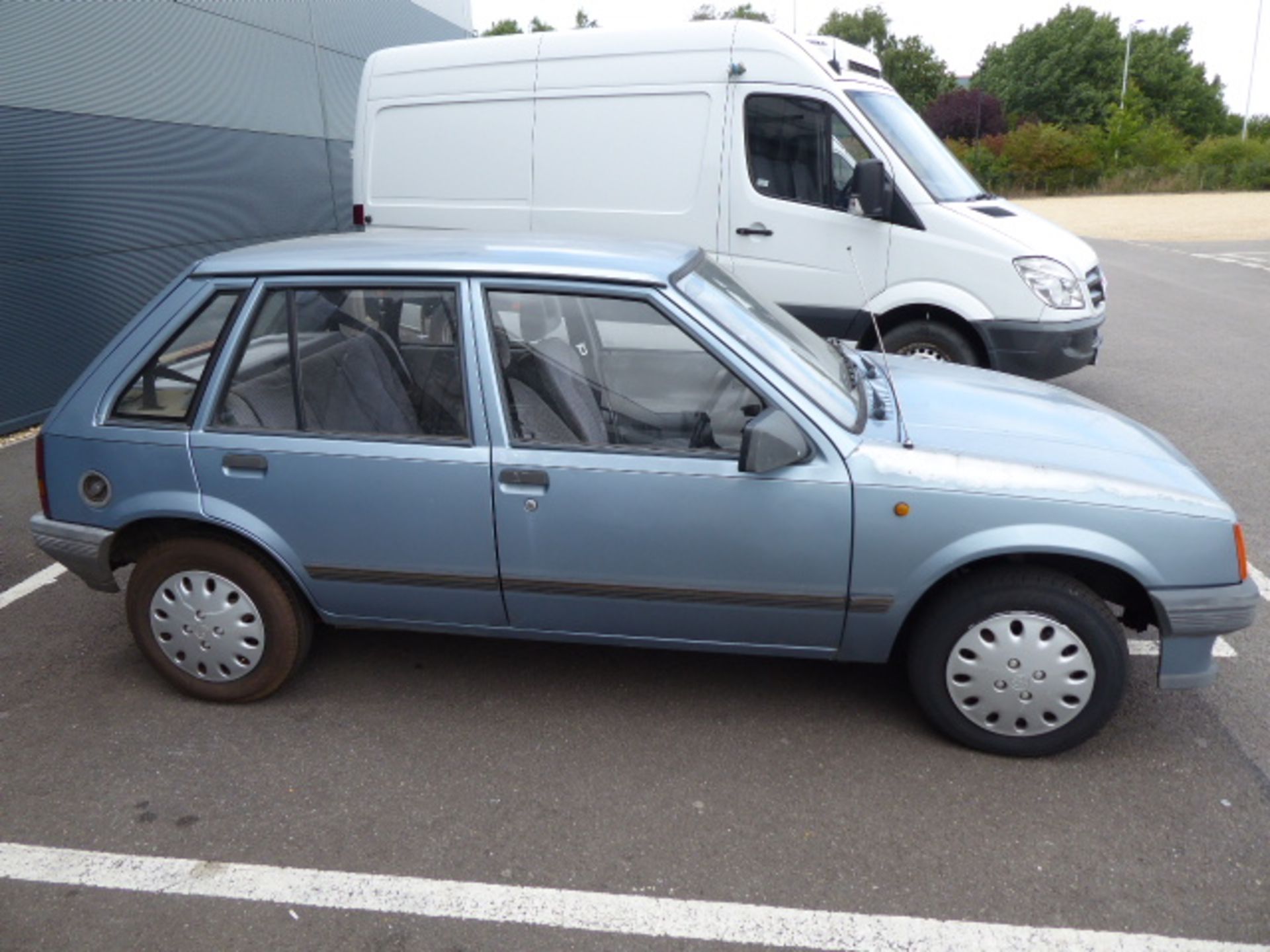 F640 RCR (1989) Vauxhall Nova L, 1196cc petrol in blue. 23,000 mileage. MOT: 29/7/21 - Image 2 of 8