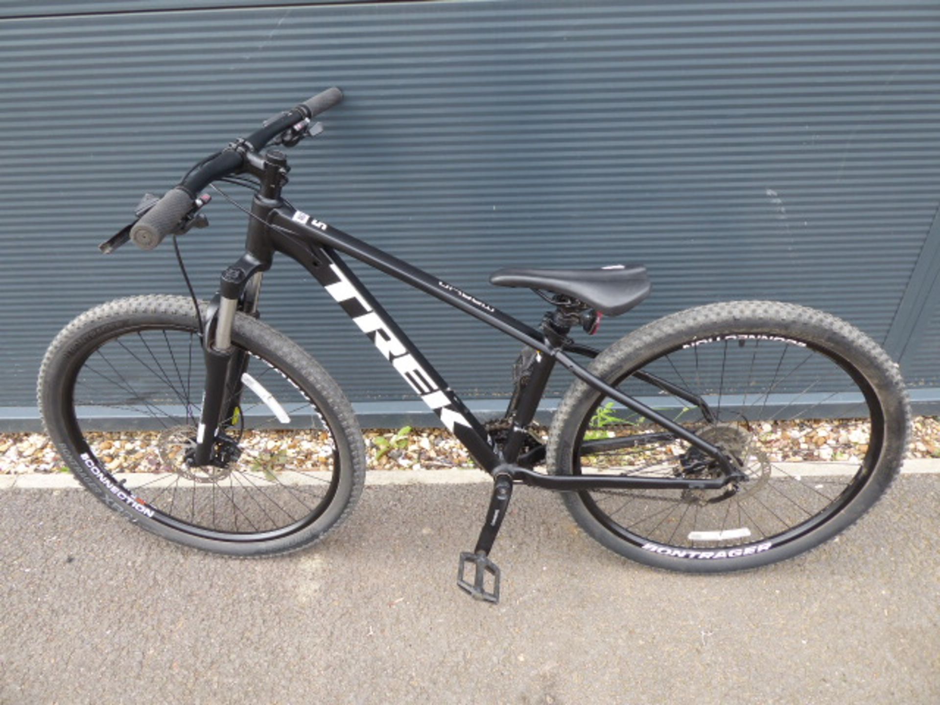 Trex Marlin mountain bike in black