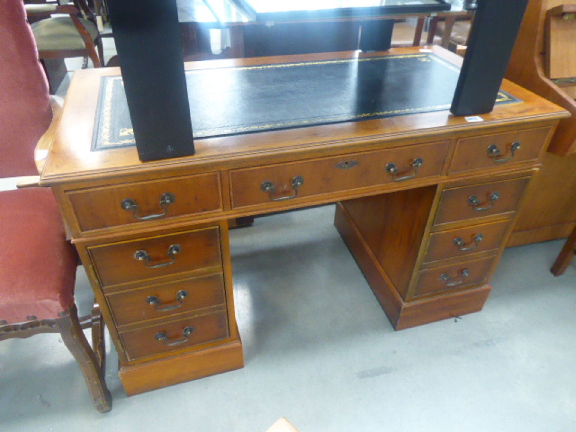 5050 - Yew and leather topped knee hole desk