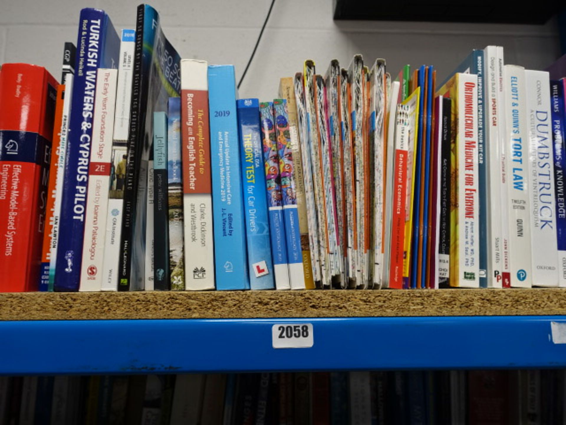 Shelf comprising of a large selection of reference materials and study books by various publishers - Image 2 of 2