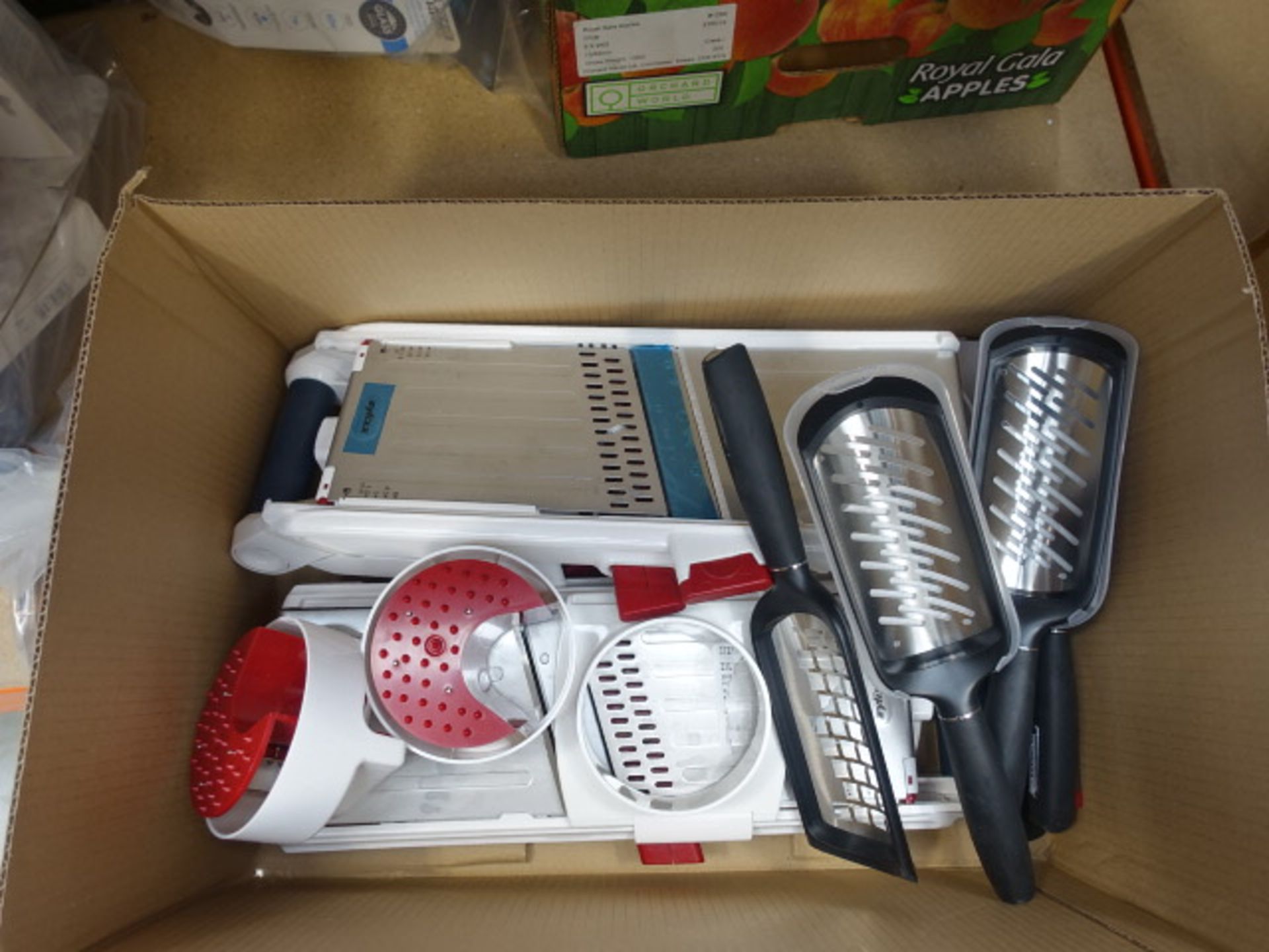 Box containing cheese graters and mixed kitchen items - Image 2 of 2