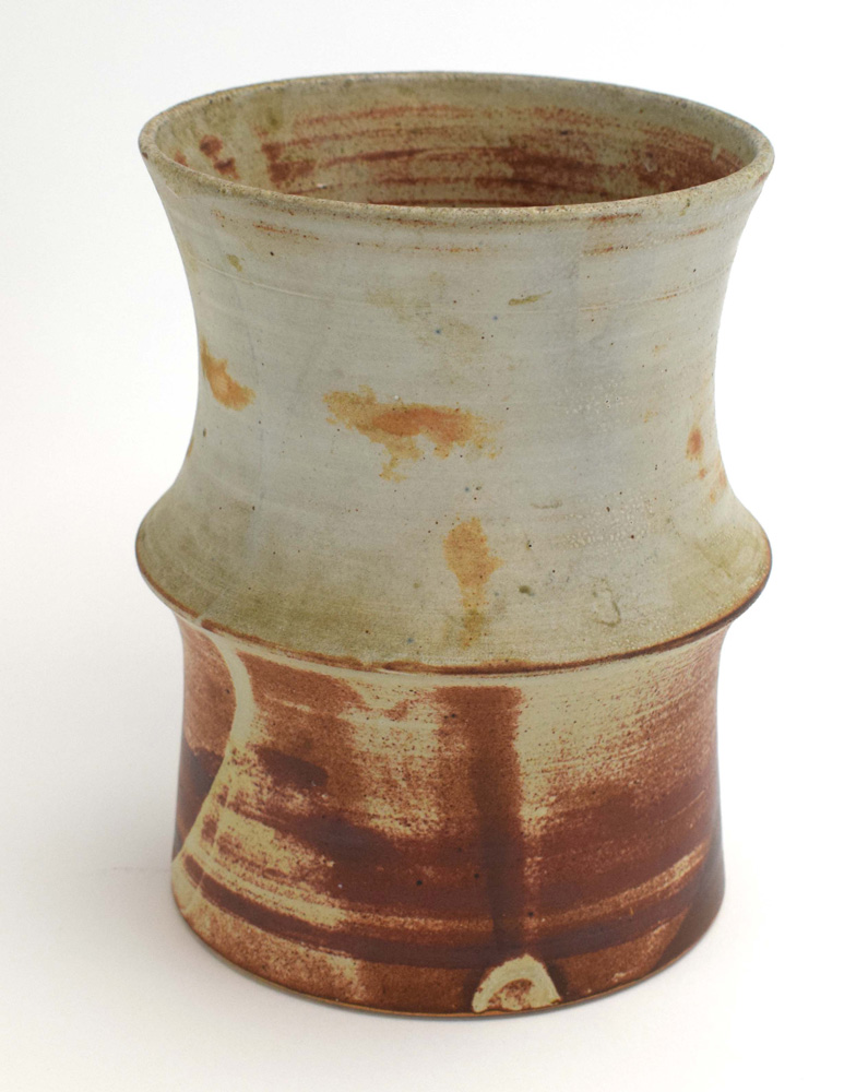 Mo Abbaro / Mohammed Abdalla (1935-2016), a studio pottery vase with a ridged centre,