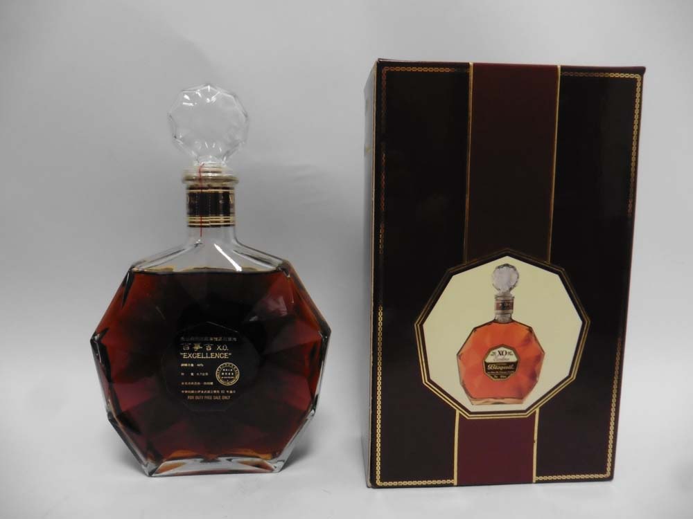 A bottle of Bisquit XO Excellence Fine Champagne Cognac with box 40% 70cl - Image 2 of 2