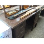 Twin pedestal desk with 6 drawers