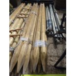 5 heavy duty garden stakes