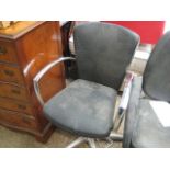(2303) Salon chair on 5 star base