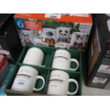 Quantity of ceramic mugs incl. animal mugs and Starbucks mugs