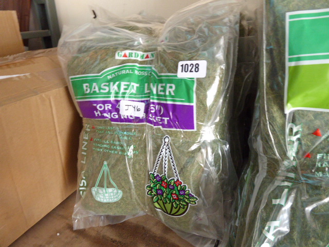 Quantity of moss hanging basket liner for 16'' hanging baskets