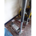 (1121) Arcan 2000kg trolley jack