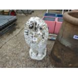 (1195) Concrete lion ornament