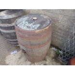 (1185) Metal banded wooden barrel