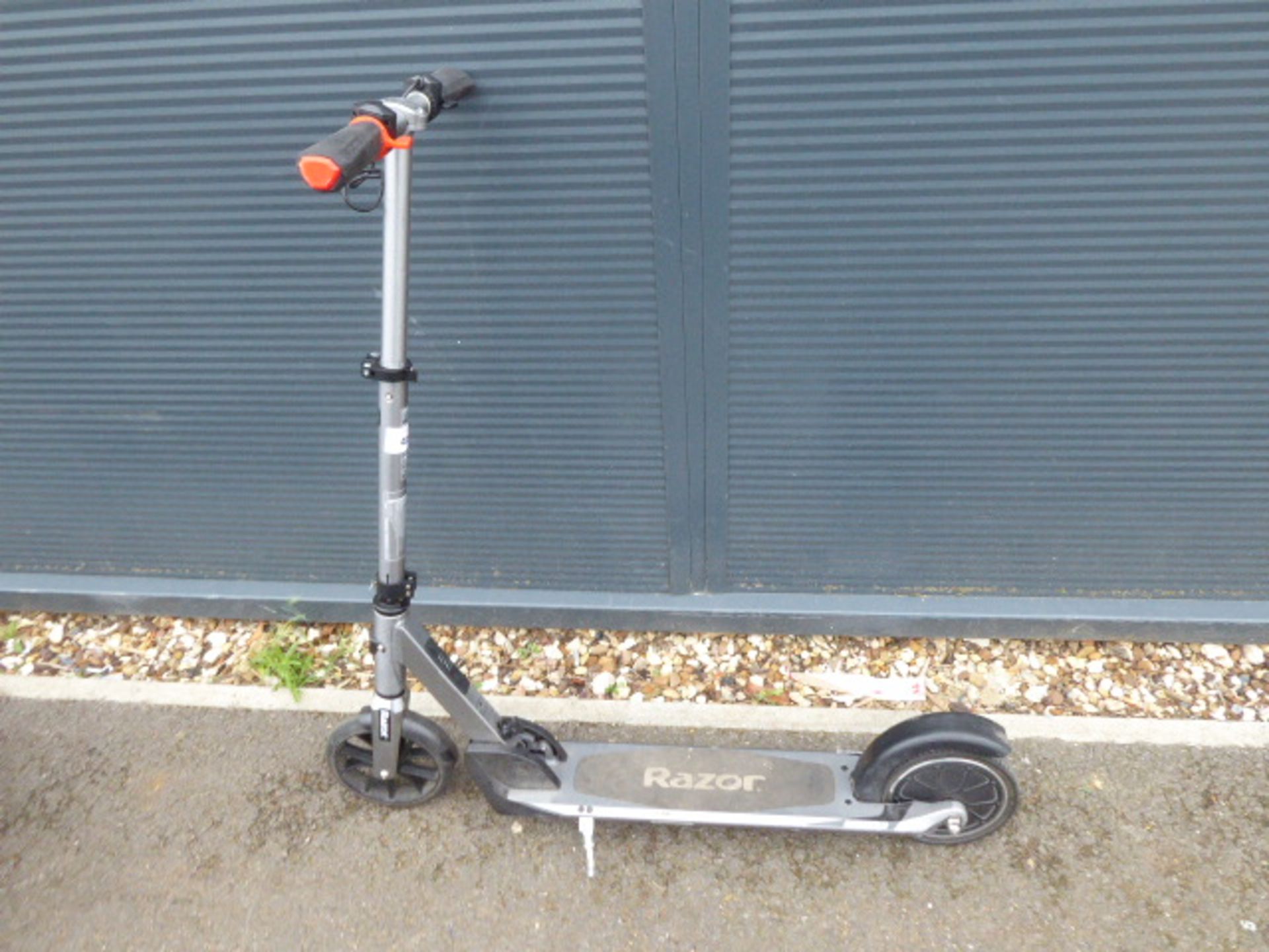 Razor electric scooter (no charger)