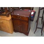 5125 Reproduction mahogany effect side cabinet